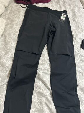 Under Armour Women Compression High Rise Full  Leggings Cold Gear Run Ski L. 90$